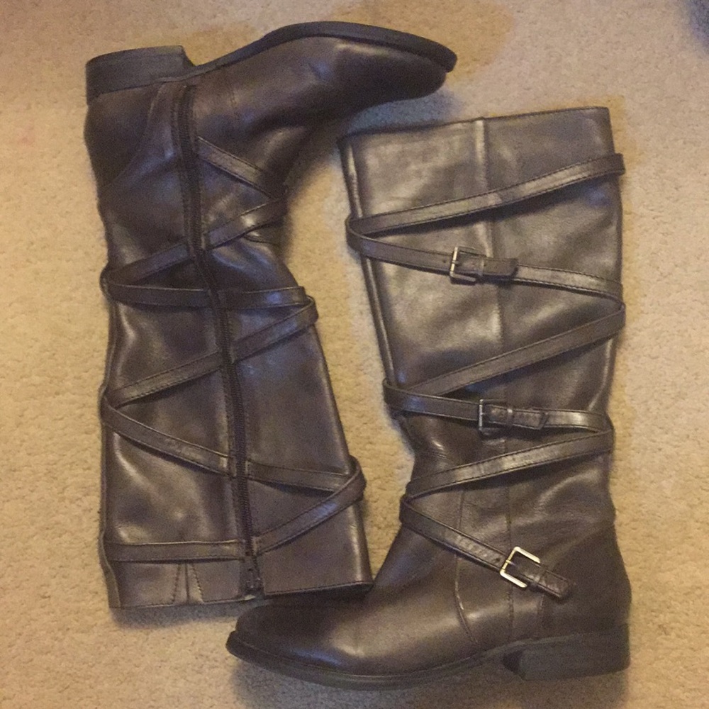 Charcoal Arturo Chiang boots with cross buckle.